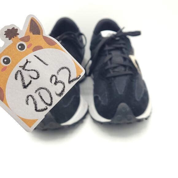 New Balance 327 Animal Pack Running Cow Print black white women's size 10 - Picture 8 of 9